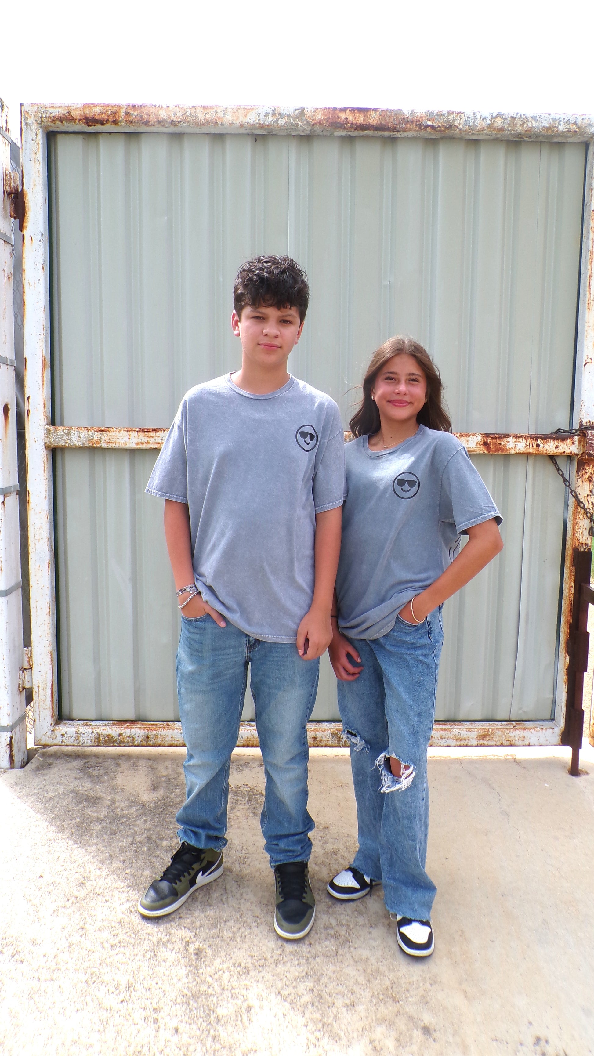 Don't Be Median | Distressed Gray
