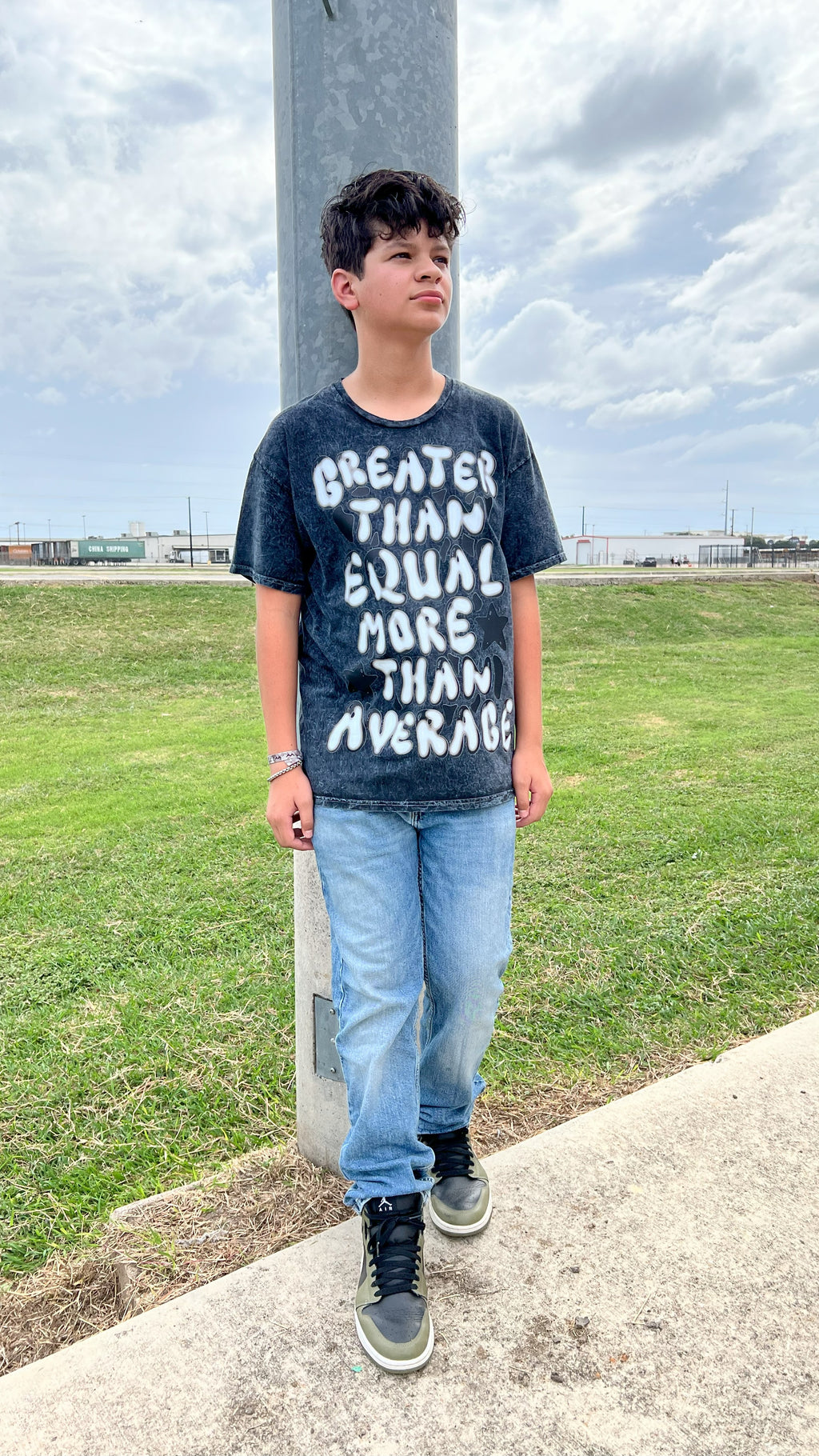 Greater Than Equal | Distressed Black